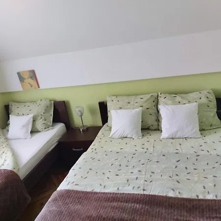 Monte Vista アパート *