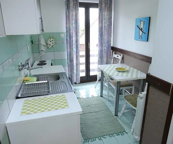 Monte Vista アパート *